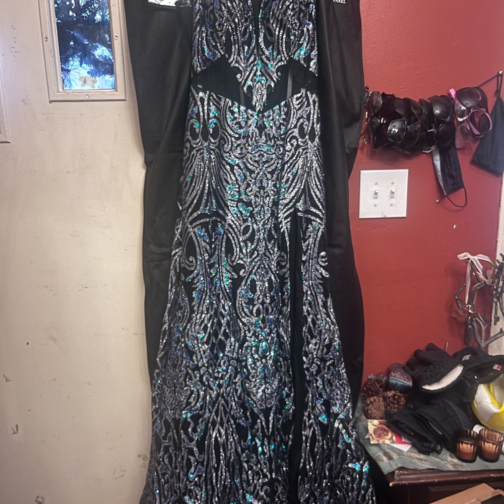 Elegant Black and Blue Evening Gown